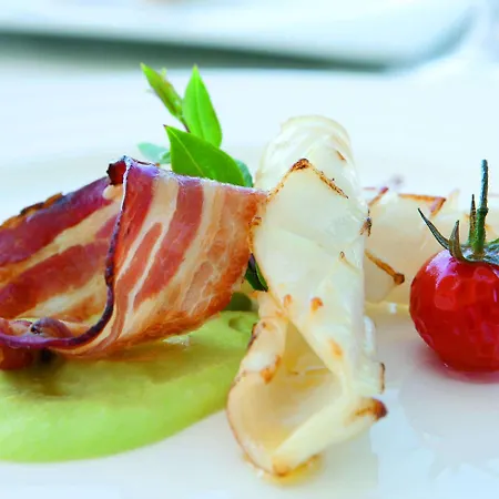 酒店 希尔顿奥尔比拉撒丁逸林酒店 4*