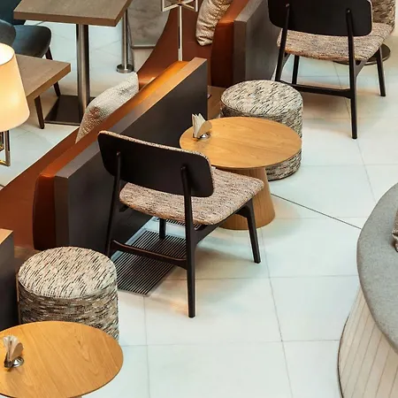 希尔顿奥尔比拉撒丁逸林酒店